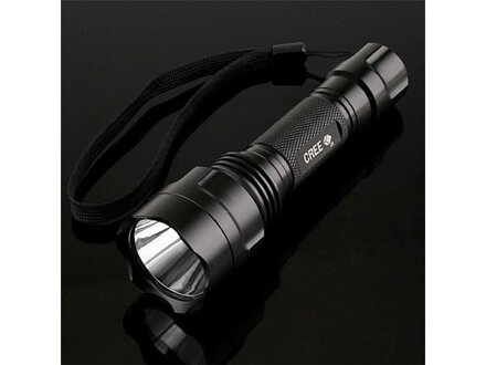 Lanternă cu LED-uri Trustfire